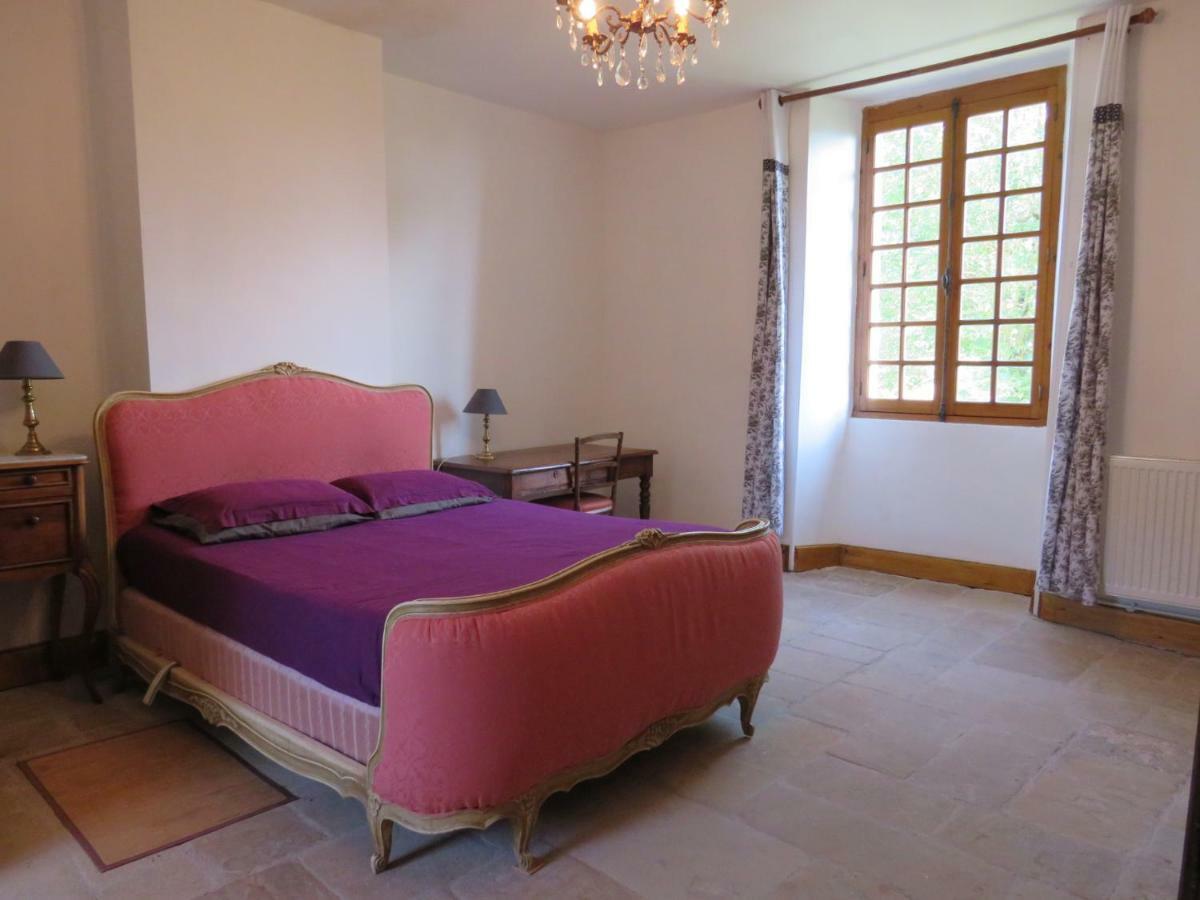 le presbytère de Montaigut Montégut Extérieur photo
